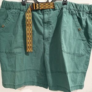 The Foundry Supply Co. Green Cargo Shorts with Patterned Belt